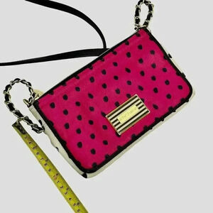 Betsey Johnson XOXO Love Betsey Crossbody Handbag Purse Bag Clutch Wristlet Pink